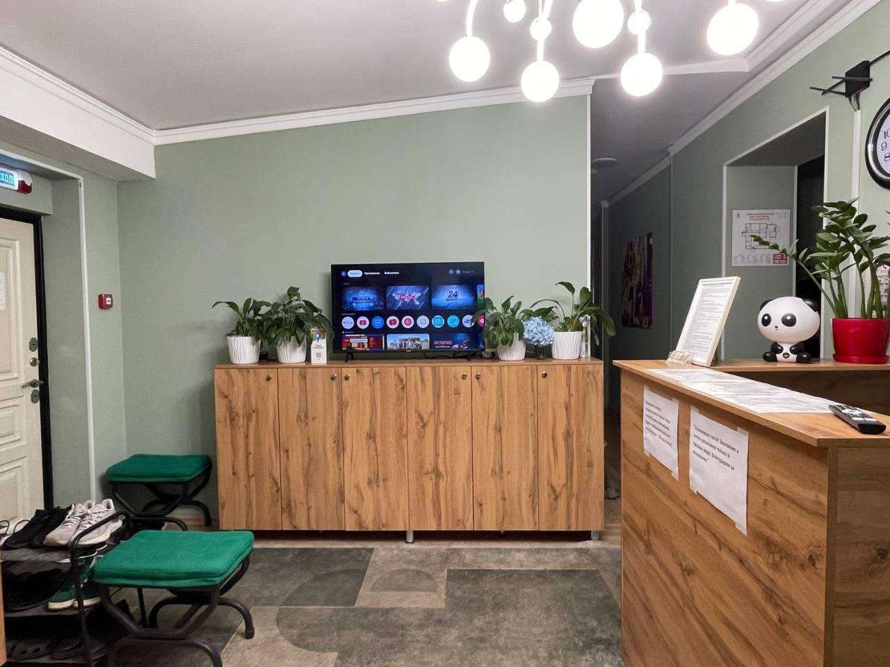Hostel Nomad Almaty Ngoại thất bức ảnh